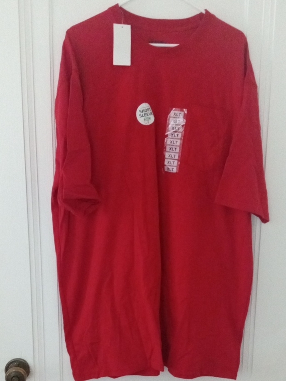 NWT men red short sleeve tshirt XLT, KEY